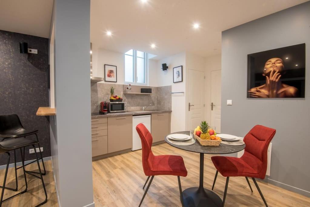 L'Escapade Apartment อองเชร์ ภายนอก รูปภาพ